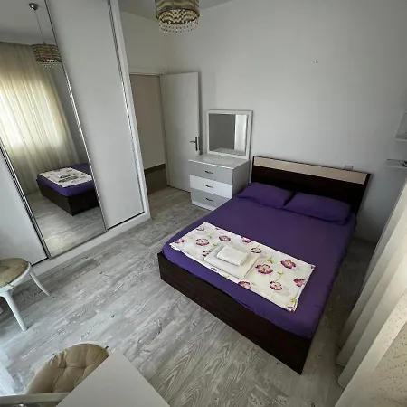 Catalkoy 4 Odali Ozel Havuzlu