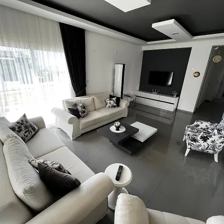 Apartment Catalkoy 4 Odali Ozel Havuzlu Kyrenia (Northern Cyprus)